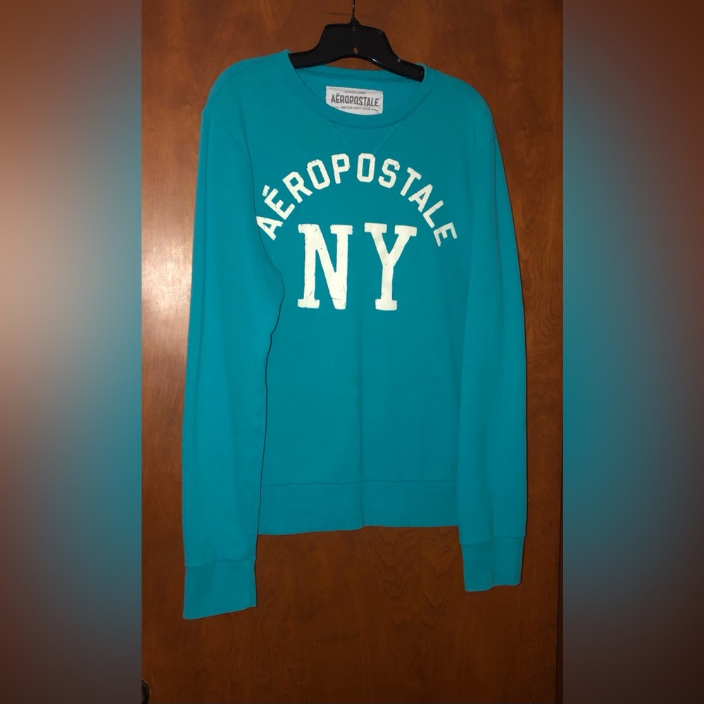 Aeropostale women’s sweatshirt size M